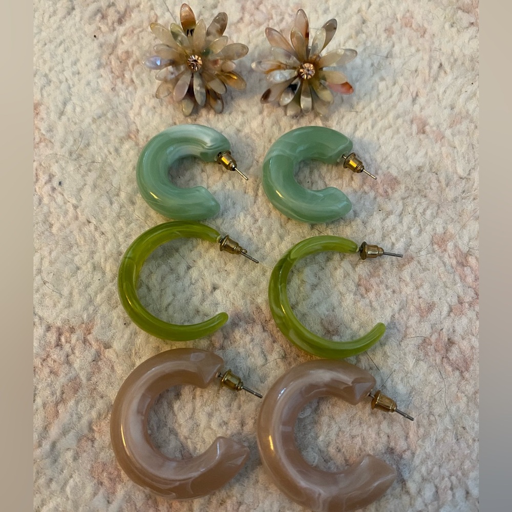 Set of four earrings
